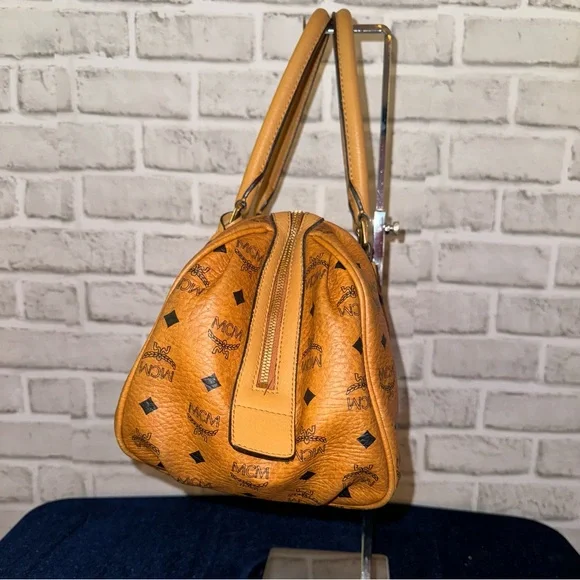 💎MCM Visetos Boston Bag Cognac with lock and key - Picture 6 of 14